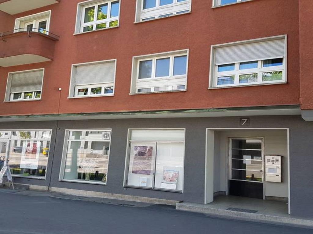 Stopoase Bern Buitenkant foto